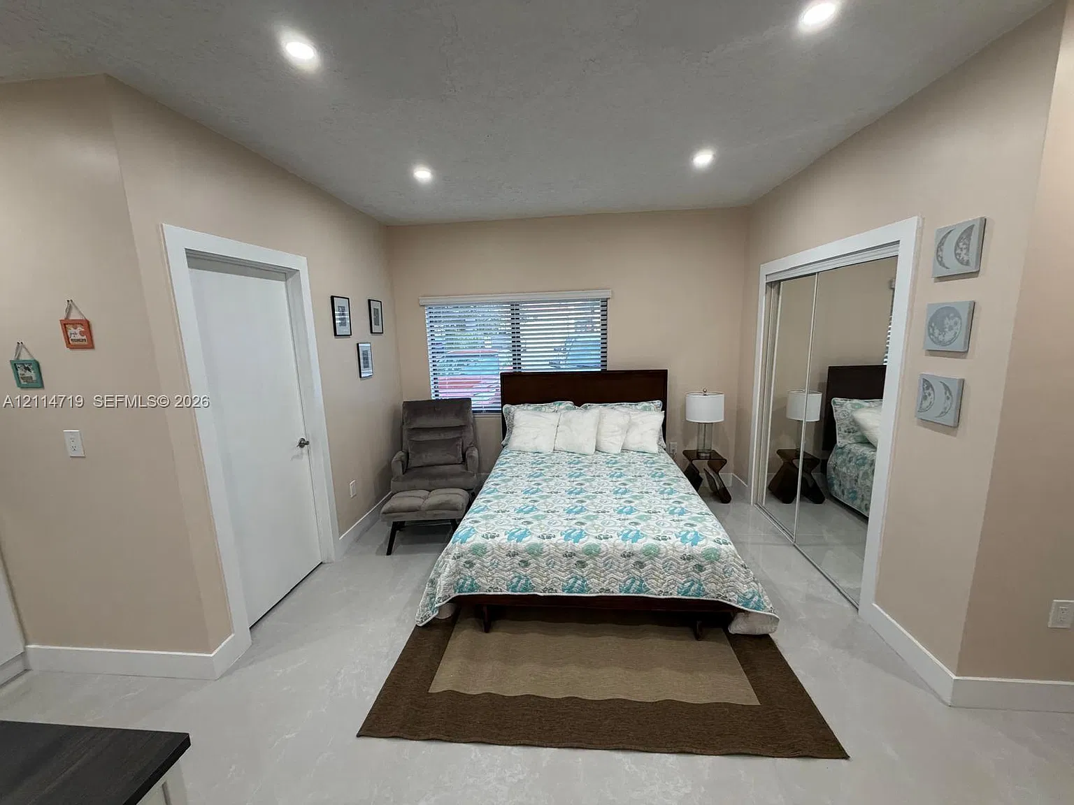 Garden Hills West — Photo 4