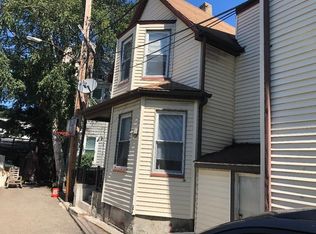 1 Lincoln Pl #1, Somerville, MA 02145