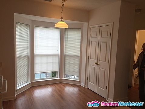 3rd image of 121 Heather Stone Way