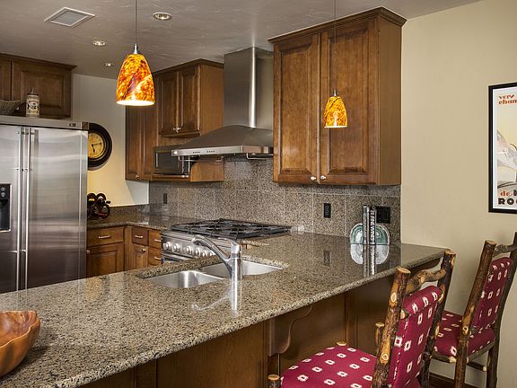 4th image of 38390 Highway 6 APT 411