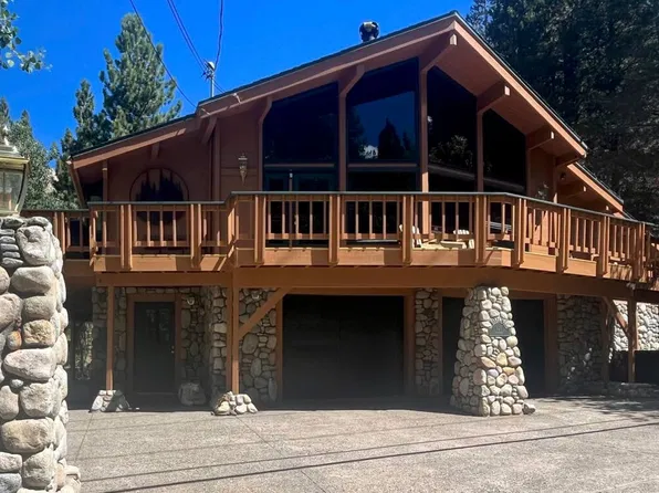 829 Minaret Rd, June Lake, CA 93529