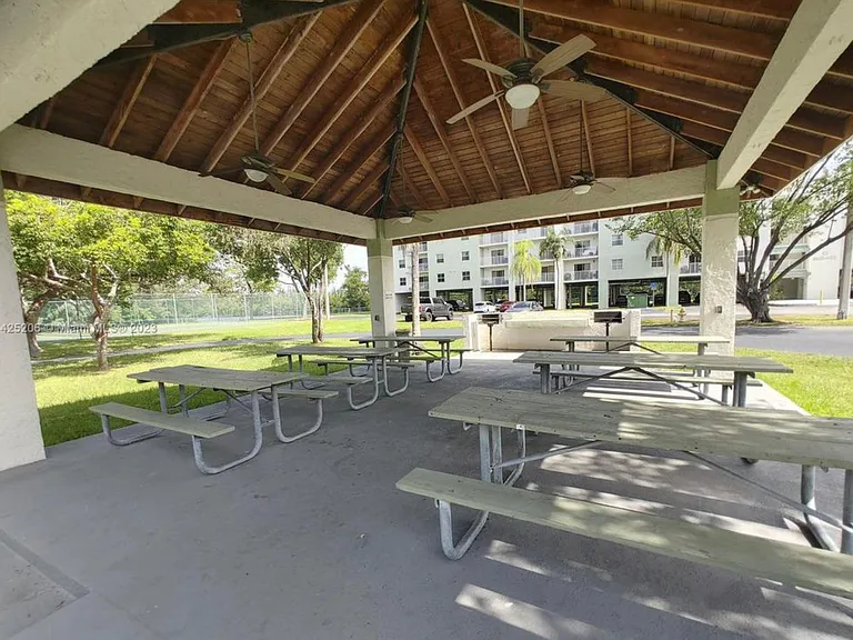 8260 SW 210th St #215 — Photo 21