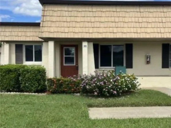 99 Bennington Dr, Fort Myers, FL 33919