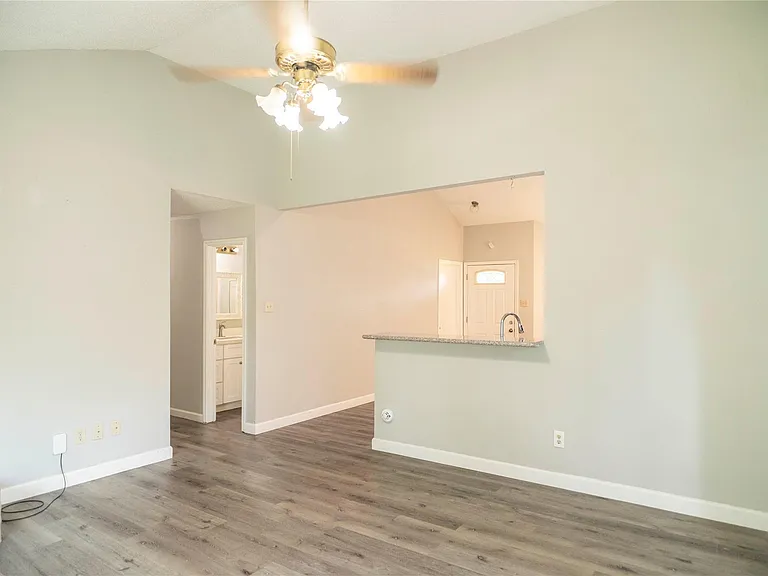 17003 Enchanted Cir W — Photo 11