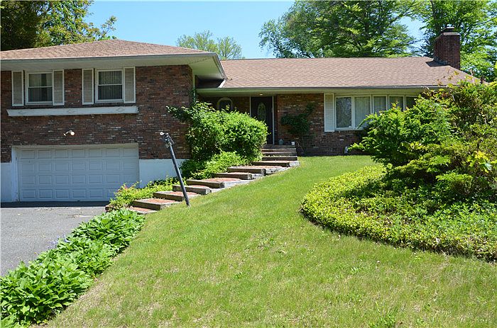 1st image of 53 Bayview Avenue