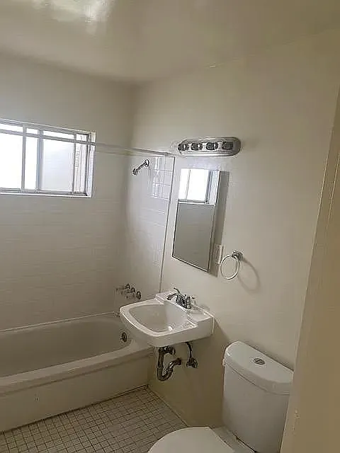 Studio, $1,475 — Photo 1