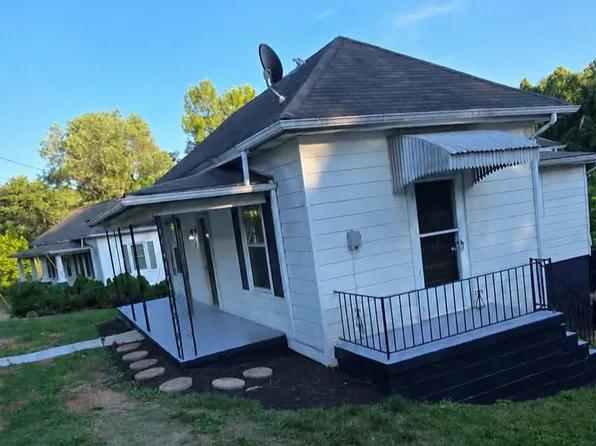 171 Dillons Fork Rd, Fieldale, VA 24089