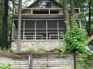 811 Lake George Trl, Traverse City, MI 49696