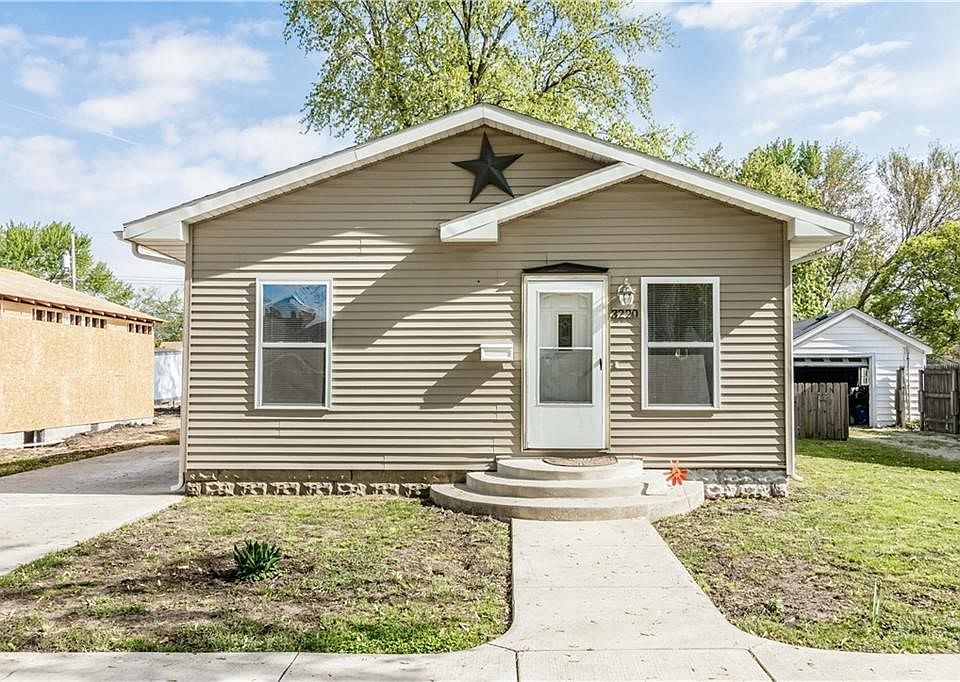 3220 Shelby Ave, Mattoon, IL 61938 Zillow