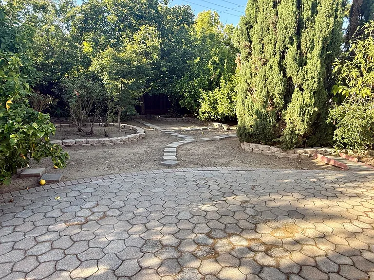 4501 Alex Dr — Photo 14
