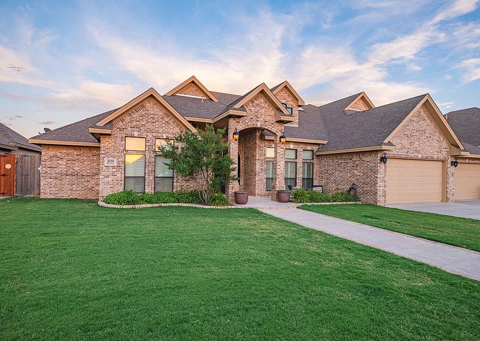 1st image of 2020 Mosswood Dr