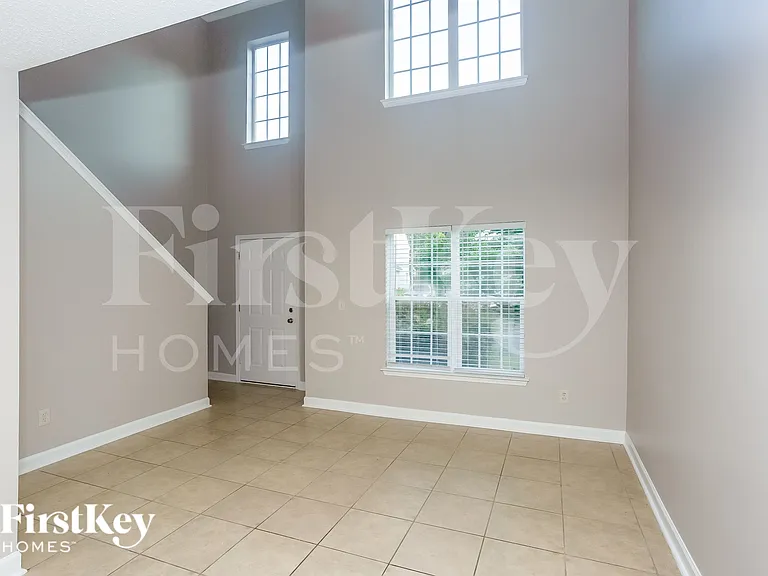 2192 Mallard Pointe Dr — Photo 4