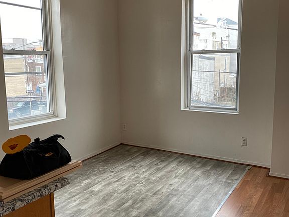 3rd image of 2300 E Lehigh Ave #2B