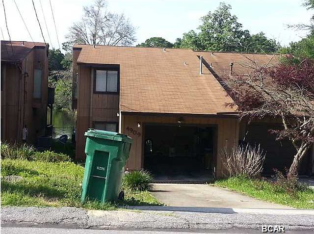 2nd image of 4909 S Lakewood Dr