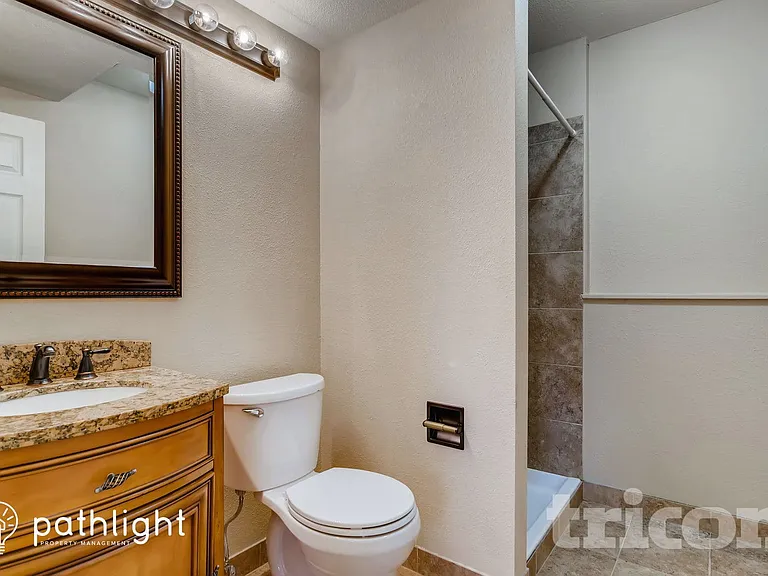 2674 Deliverance Dr — Photo 25
