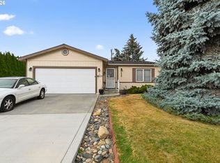 1620 NE 6th St, Redmond, OR