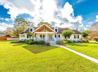 1609 Bayou Black Dr, Houma, LA 70360