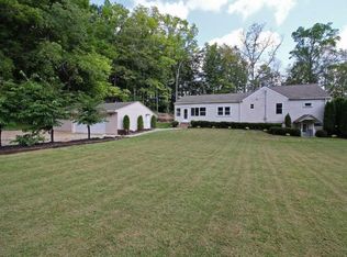 8419 Olentangy River Rd, Sharon, OH 43235