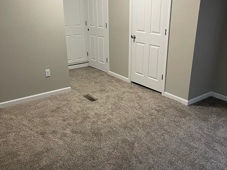 409 State St #LOWER FLOOR — Photo 9