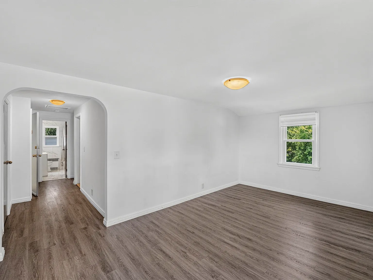 2 bed, $2,700 — Photo 3