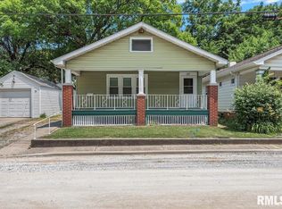 812 S Feldkamp Ave, Springfield, IL 62704