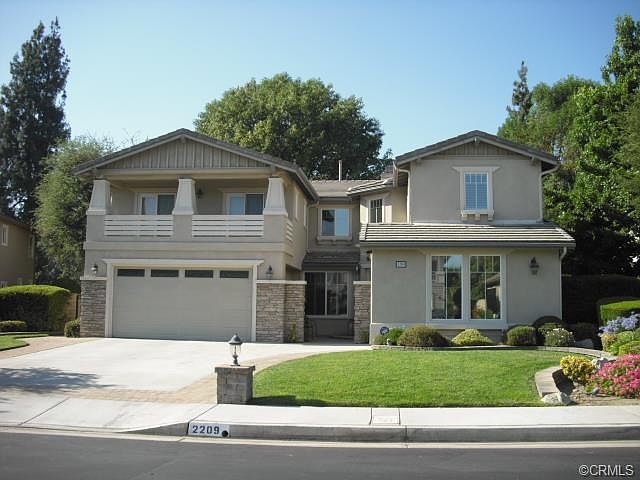 1st image of 2209 Saratoga Ln