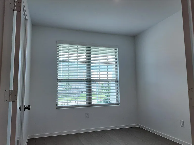 15023 Rustic Moon Rd — Photo 3