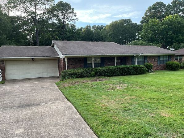 280 Lynn Dr