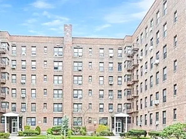 2465 Haring Street image 1 of 15