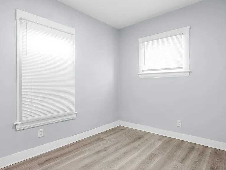 11215 Whitmore Ave #A — Photo 9