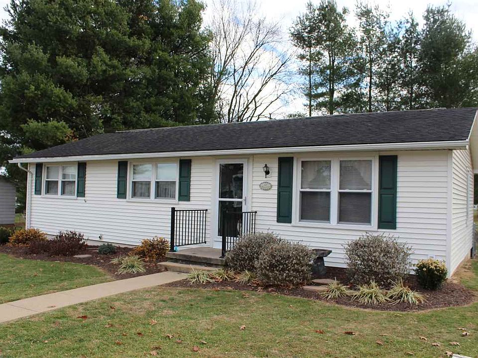 1st image of 107 Massanutten St