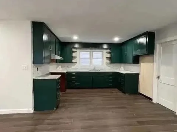 904 Main St, Woburn, MA 01801