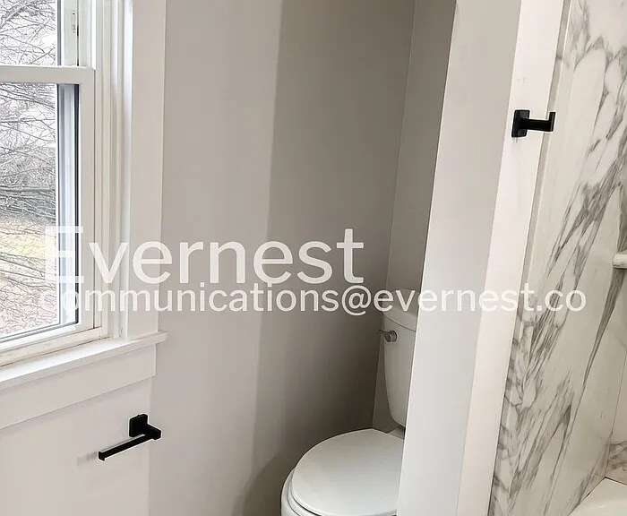 2730 Elliott Ave — Photo 17