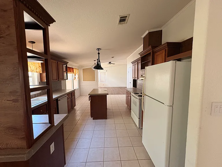 200 Texas Oak Dr — Photo 10