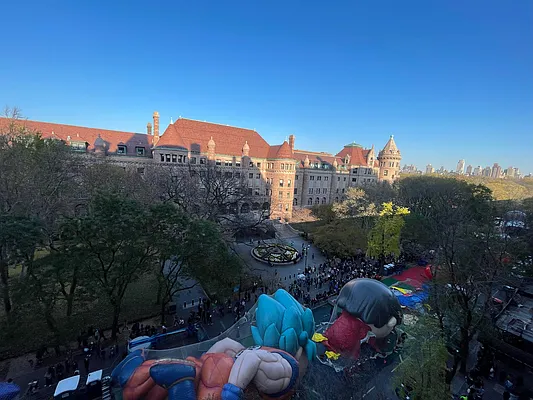 Sold by Douglas Elliman | media 13