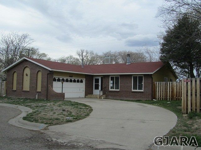 1st image of 548 Aspinall Ct