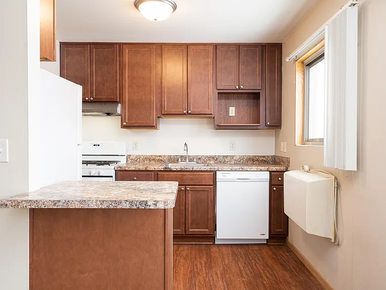 Quarry Place — Photo 17