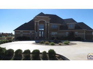 8511 SW 51st St, Topeka, KS 66610