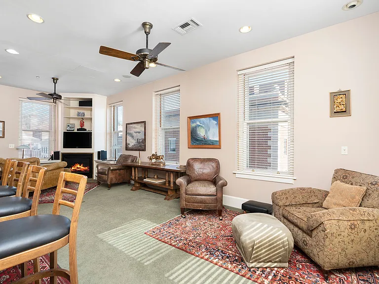19 E Johnson St #4 — Photo 15