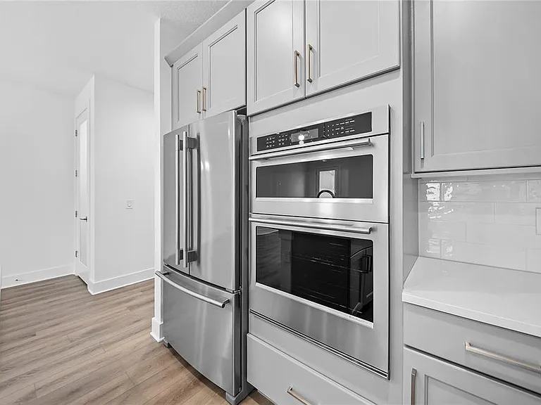 1856 Crowncrest Dr — Photo 17
