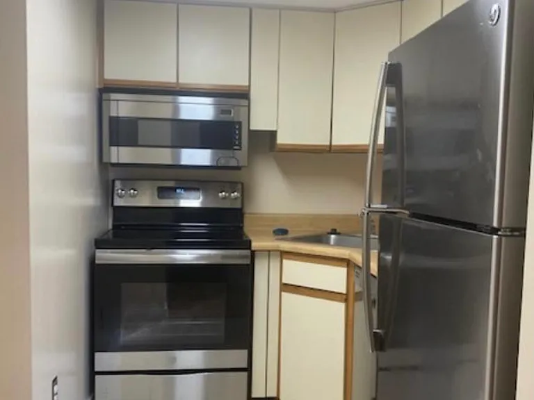 922 W Montgomery Ave #L5 — Photo 2