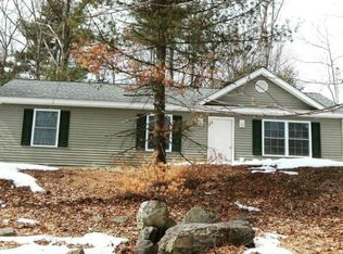 219 Butternut St, Dingmans Ferry, PA 18328