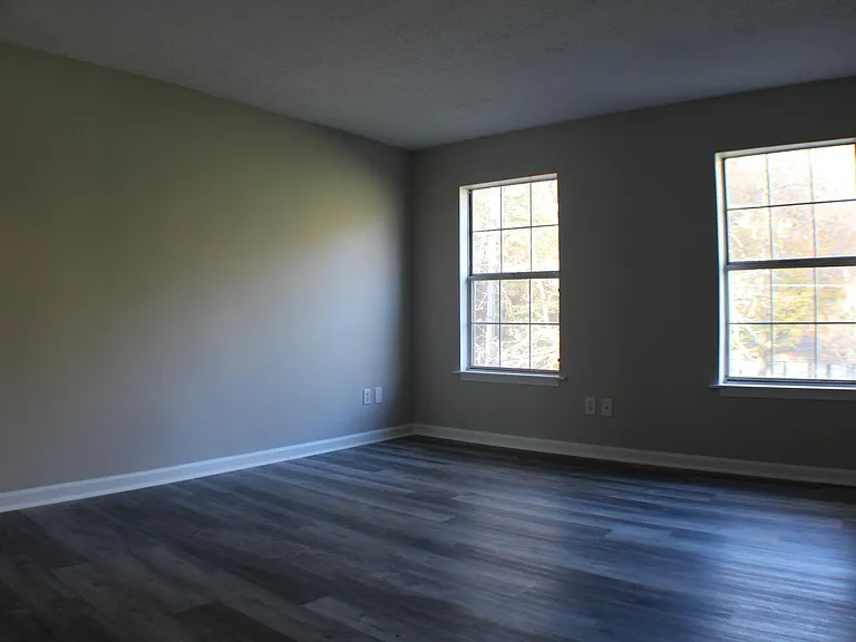 4260 Worth St NW — Photo 13