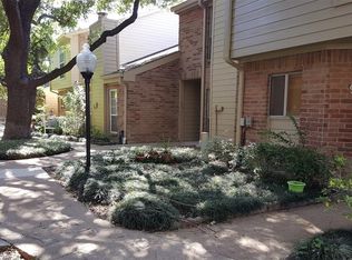 995 Memorial Village Dr #102, Houston, TX 77024