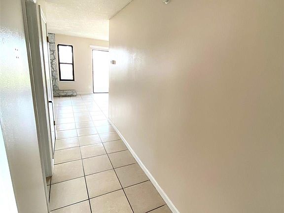 3rd image of 6272 Kirsten Dr