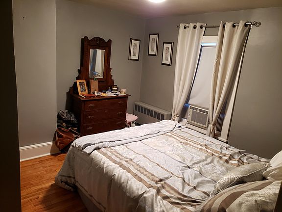 2nd image of 331 Broad St