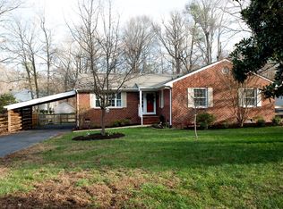 2411 Crowncrest Dr, Henrico, VA 23233