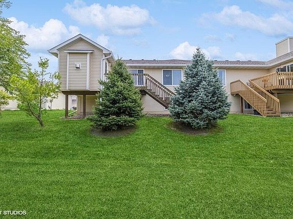 3rd image of 2413 Westwind Dr