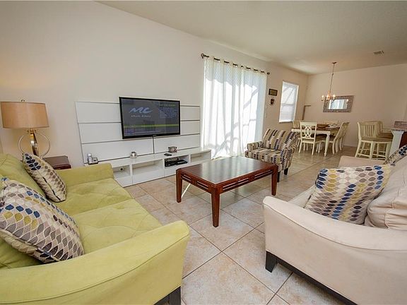 5th image of 561 Las Fuentes Dr