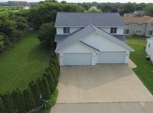 3722 N Bluemound Dr, Appleton, WI 54914